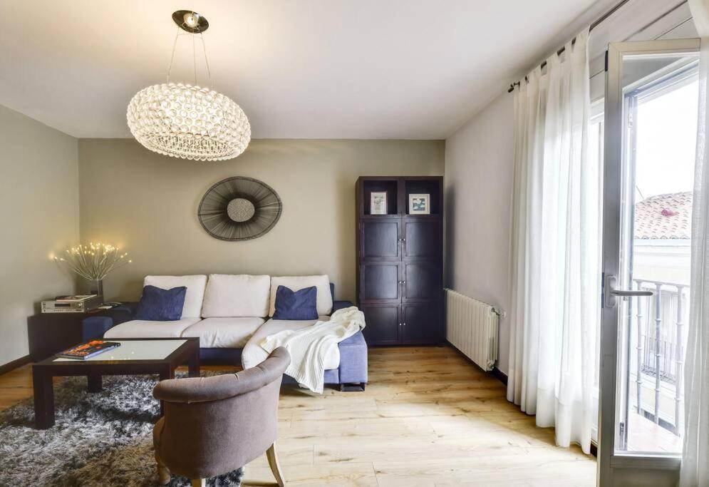 Big Stylish And Modern Apartment In Madrid Centre Luaran gambar