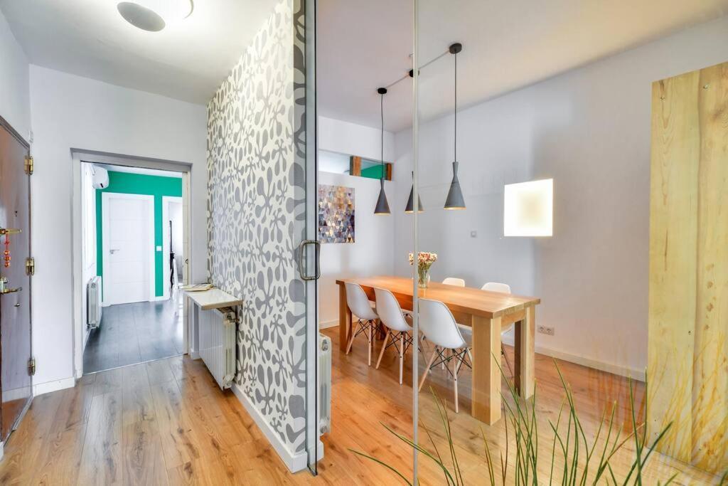 Big Stylish And Modern Apartment In Madrid Centre Luaran gambar