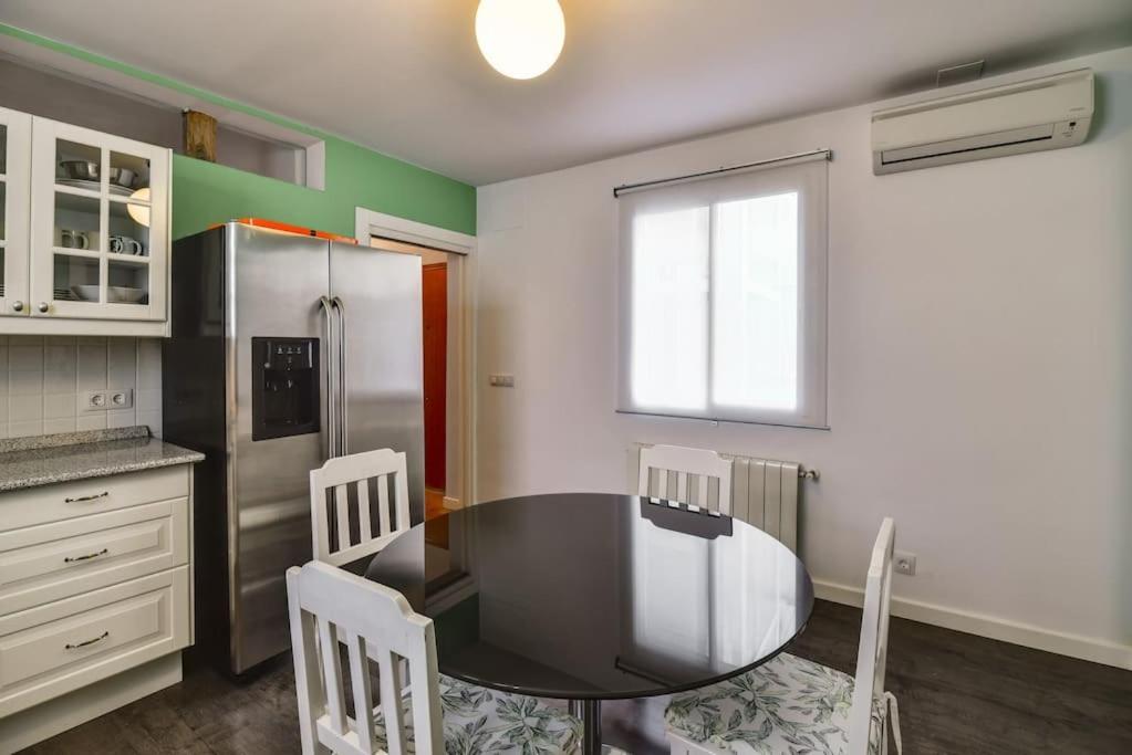 Big Stylish And Modern Apartment In Madrid Centre Luaran gambar