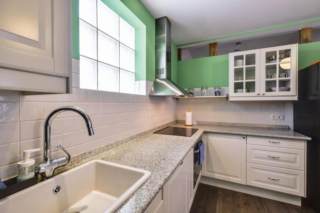 Big Stylish And Modern Apartment In Madrid Centre Luaran gambar