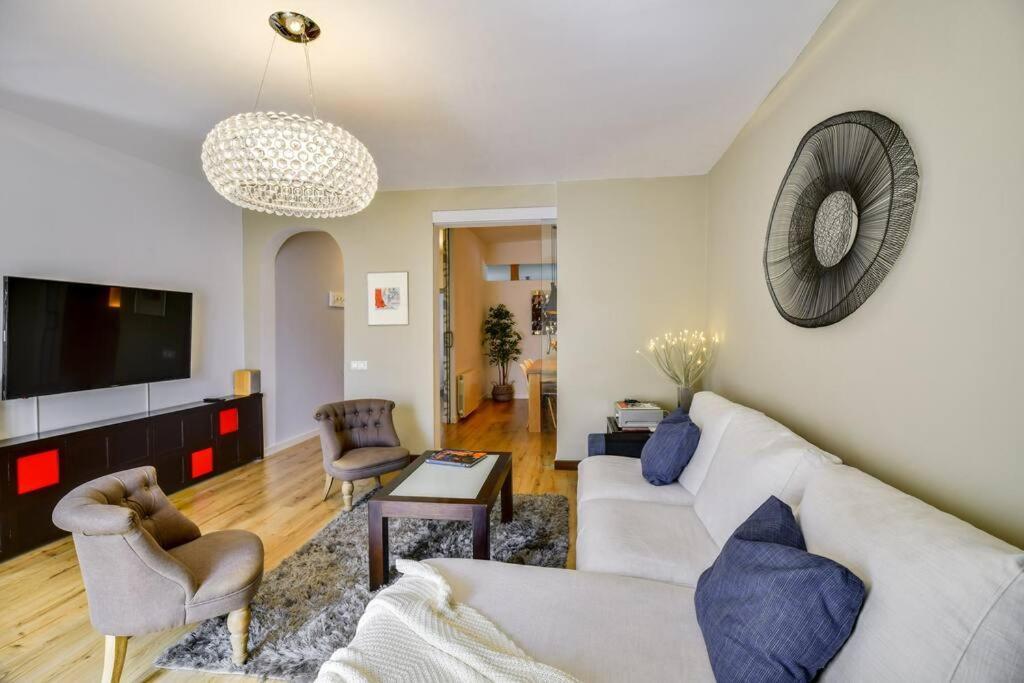 Big Stylish And Modern Apartment In Madrid Centre Luaran gambar